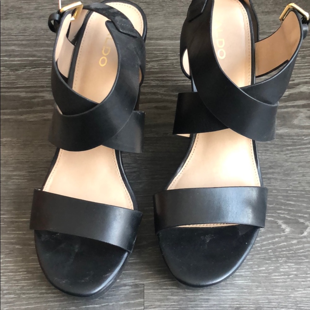 Aldo black wedges
